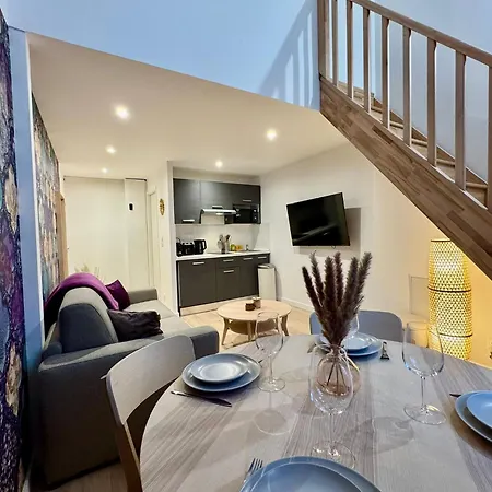 Alhambra - Lyon Les Halles - *